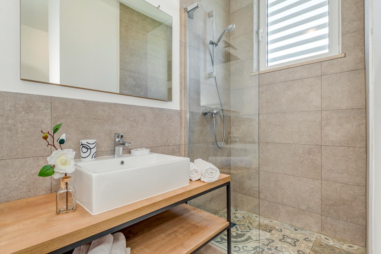 Bretia Apartments Сутиван Экстерьер фото